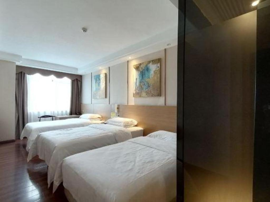 T Social Hotel Guangzhou Railway Station Branch Экстерьер фото