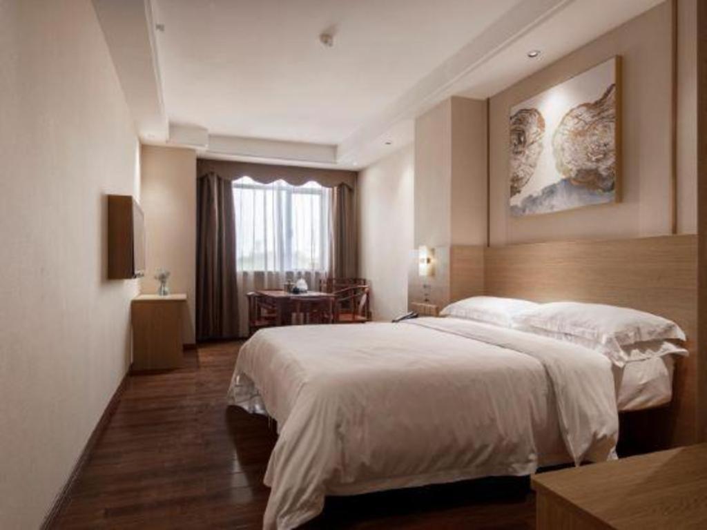 T Social Hotel Guangzhou Railway Station Branch Экстерьер фото