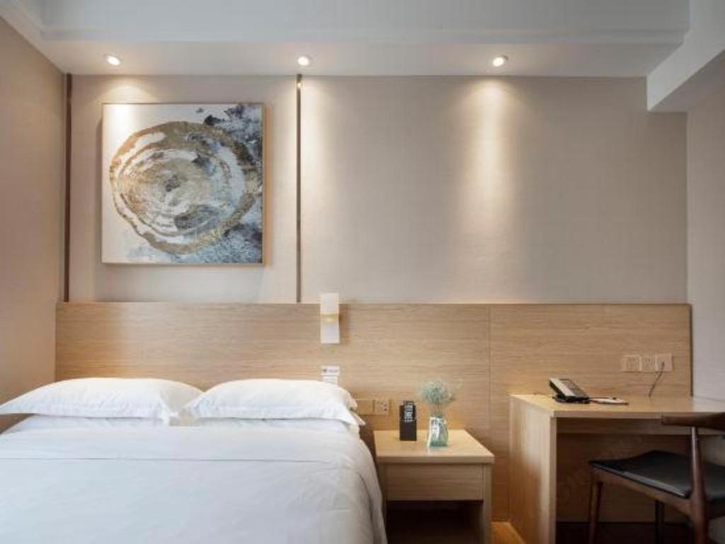 T Social Hotel Guangzhou Railway Station Branch Экстерьер фото